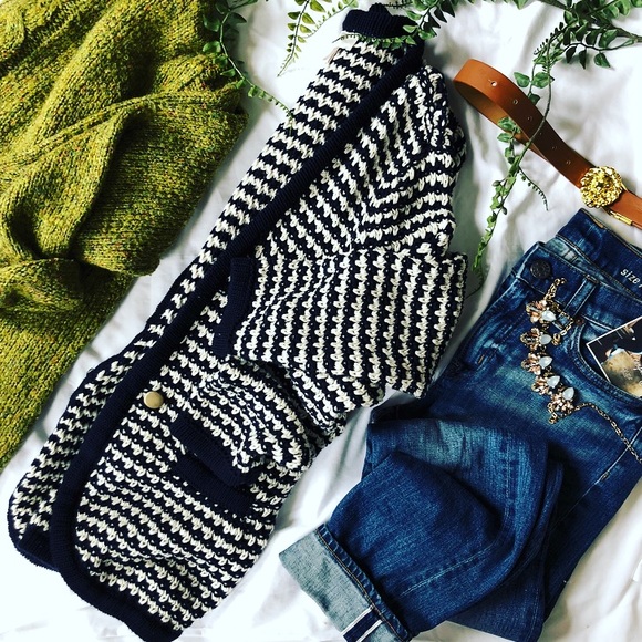 LOFT Sweaters - Loft navy & cream knitted sweater cardigan size Lg